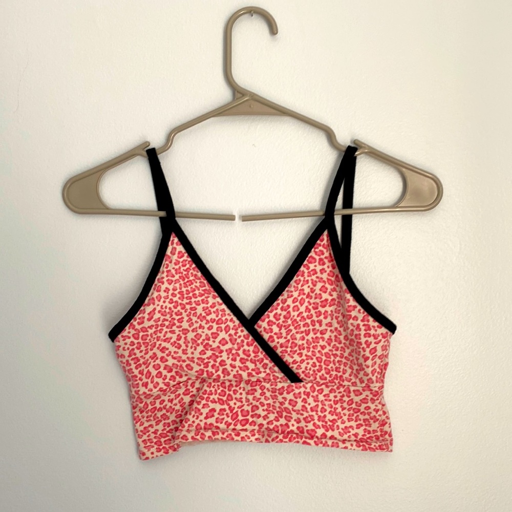 One size cropped pink cheetah print